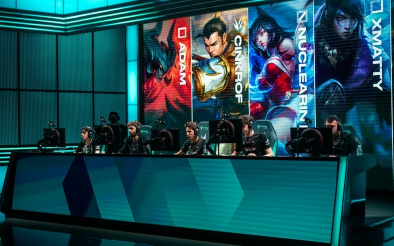 Tại sao việc cập nhật Meta thường xuyên lại sống còn với game MOBA