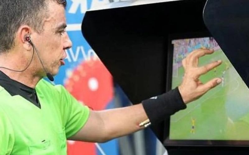 Bạn đã hiểu đúng về công nghệ VAR và cách nó vận hành?