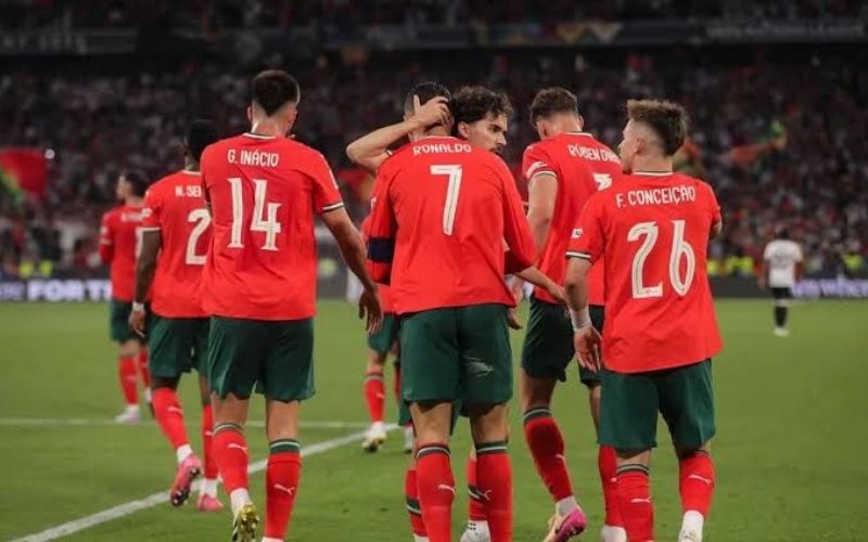 Kinh nghiệm từ danh sách các đội hình già dơ nhất giải đấu lớn nhất World Cup 2026